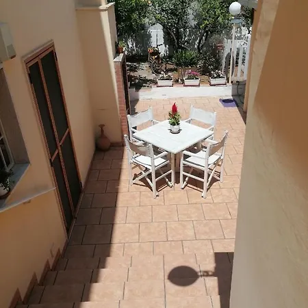Solmar Casa Vacanze Monopoli Exterior photo
